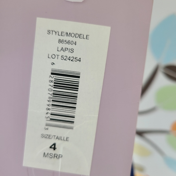 Formal Dress - Picture 4 of 15